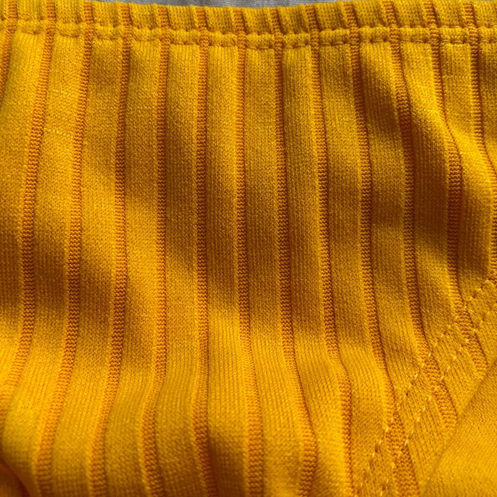 XS Yellow Ribbed Bikini - Picture 3 of 7